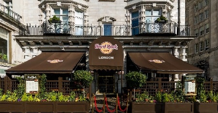 The picture of Hard Rock Cafe located in London.